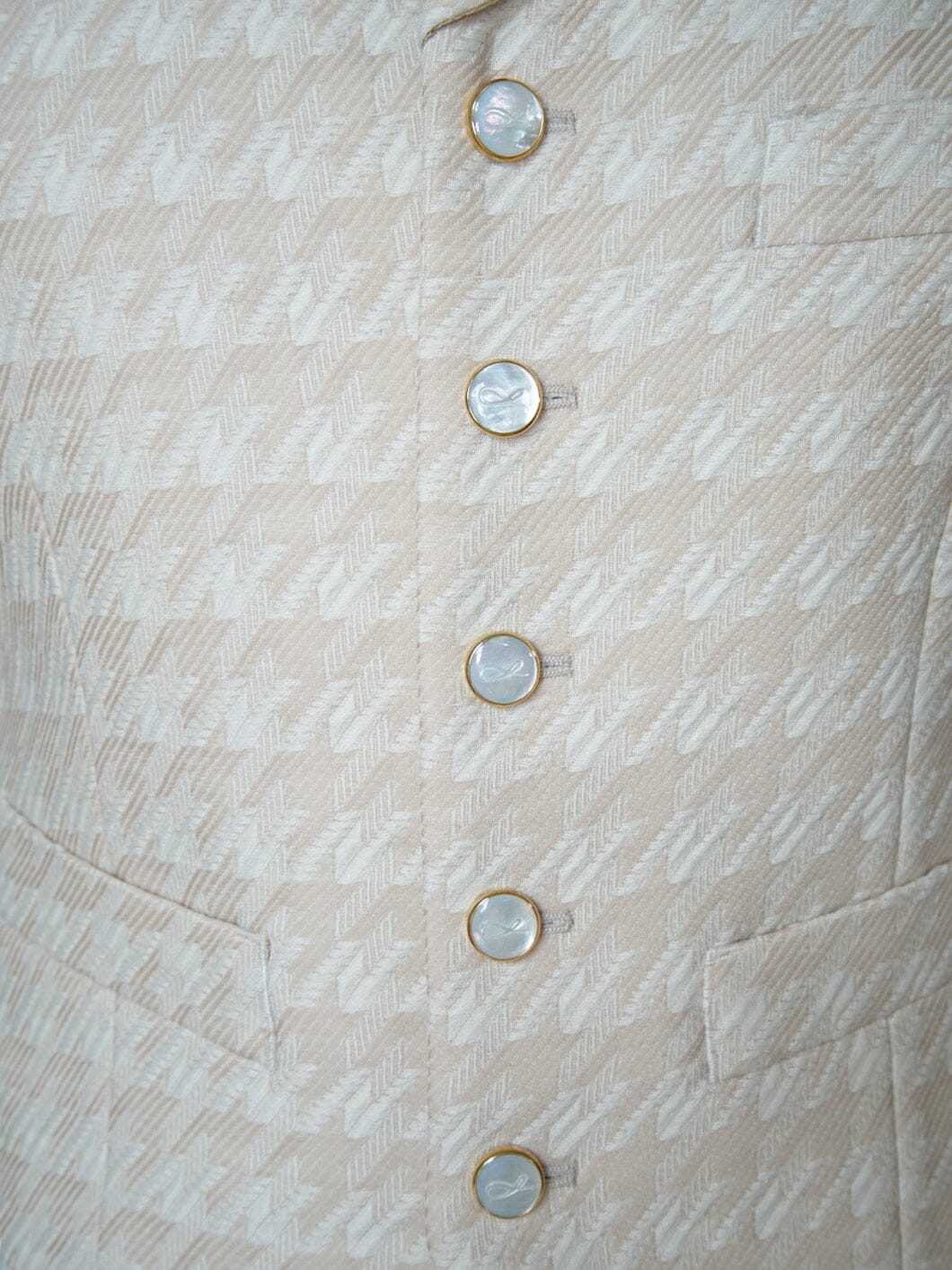 Cashew Crema Houndstooth Ciottoli Waistcoat-4