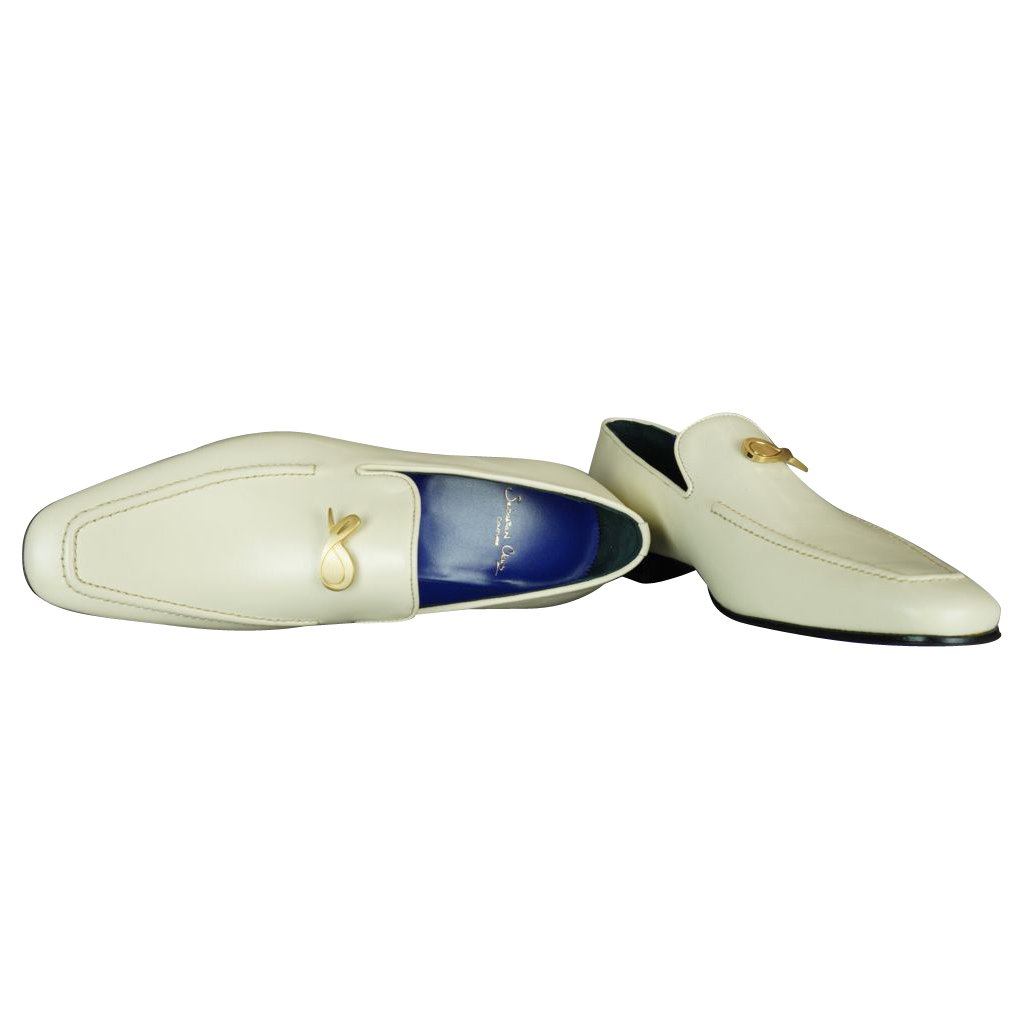 Classica Mascarpone With Yellow Gold Gold Hardware Leather Loafers @ The Vault-3