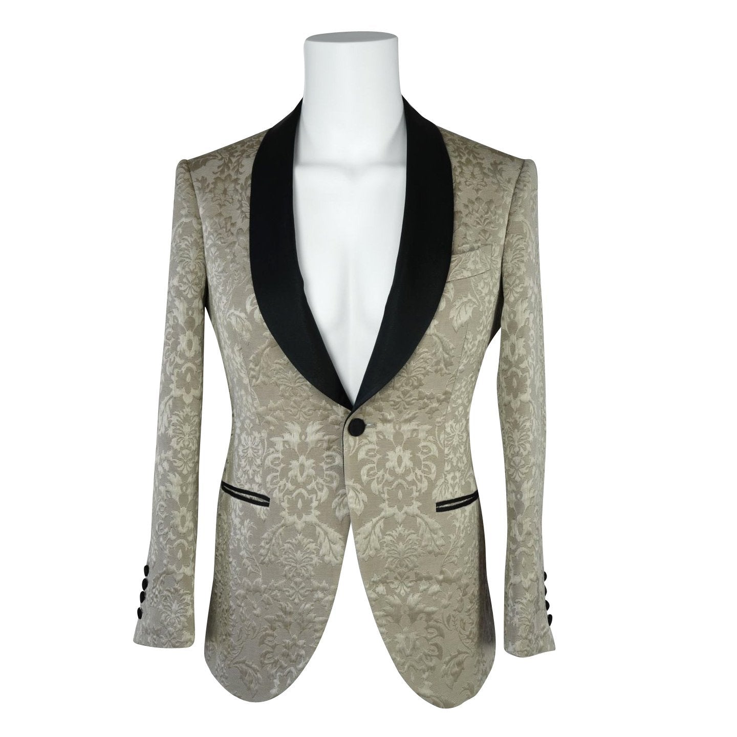 Champagne Oro Fiore and Black Dinner Jacket @ The Vault-5