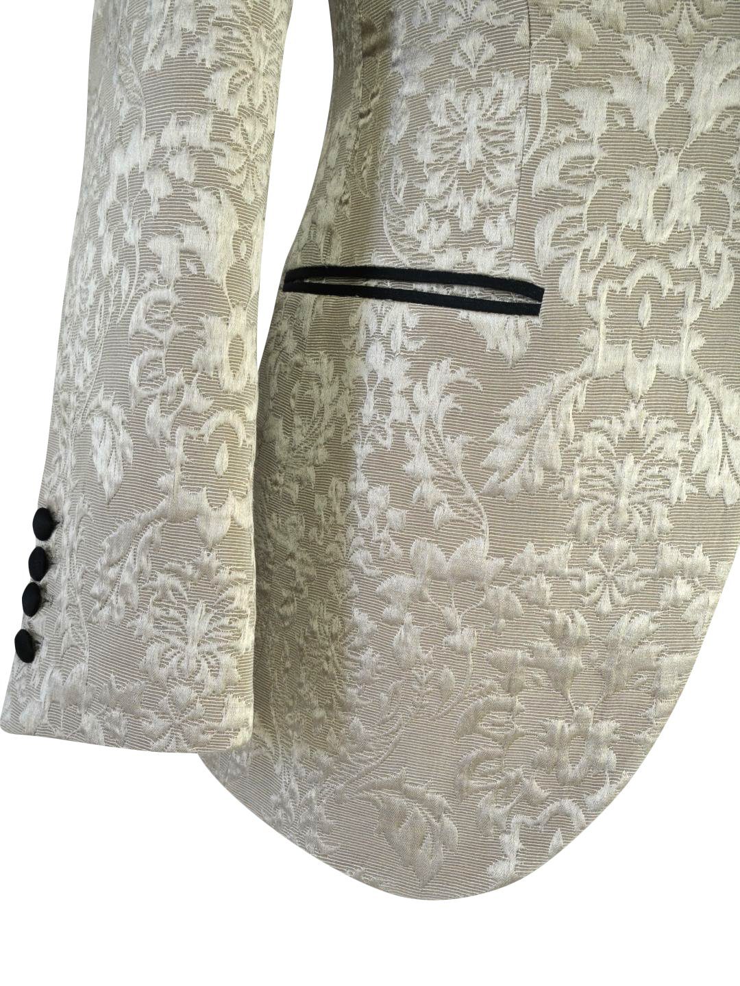 Champagne Oro Fiore and Black Dinner Jacket-6