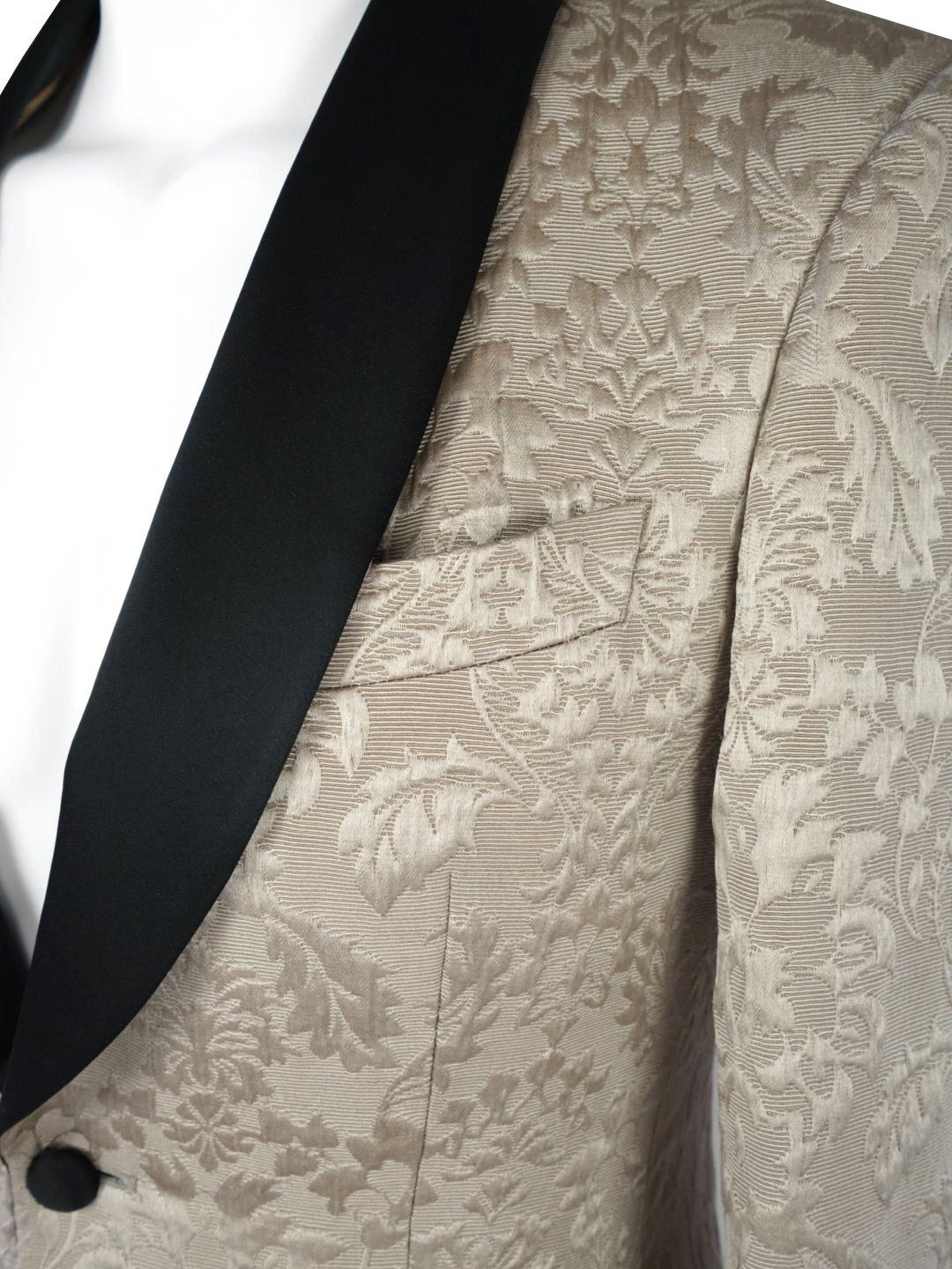 Champagne Oro Fiore and Black Dinner Jacket @ The Vault-7