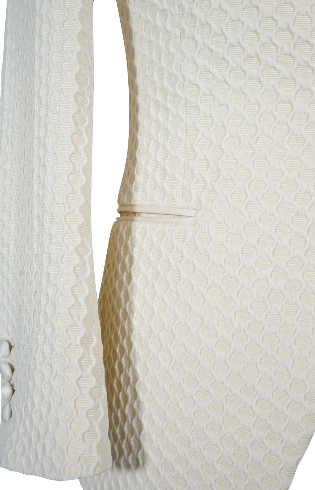 Vaniglia Honeycomb Dinner Jacket @ The Vault-7