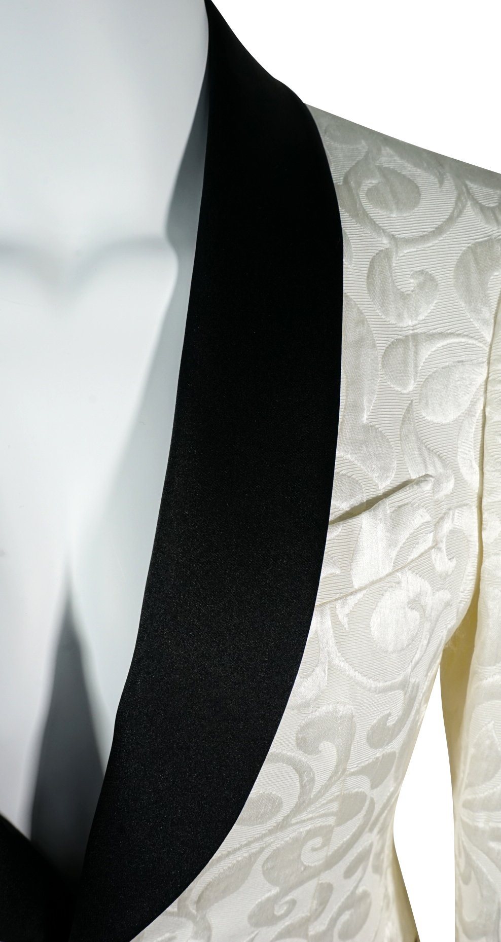 Vanilla & Black Paisley Dinner Jacket @ The Vault-5