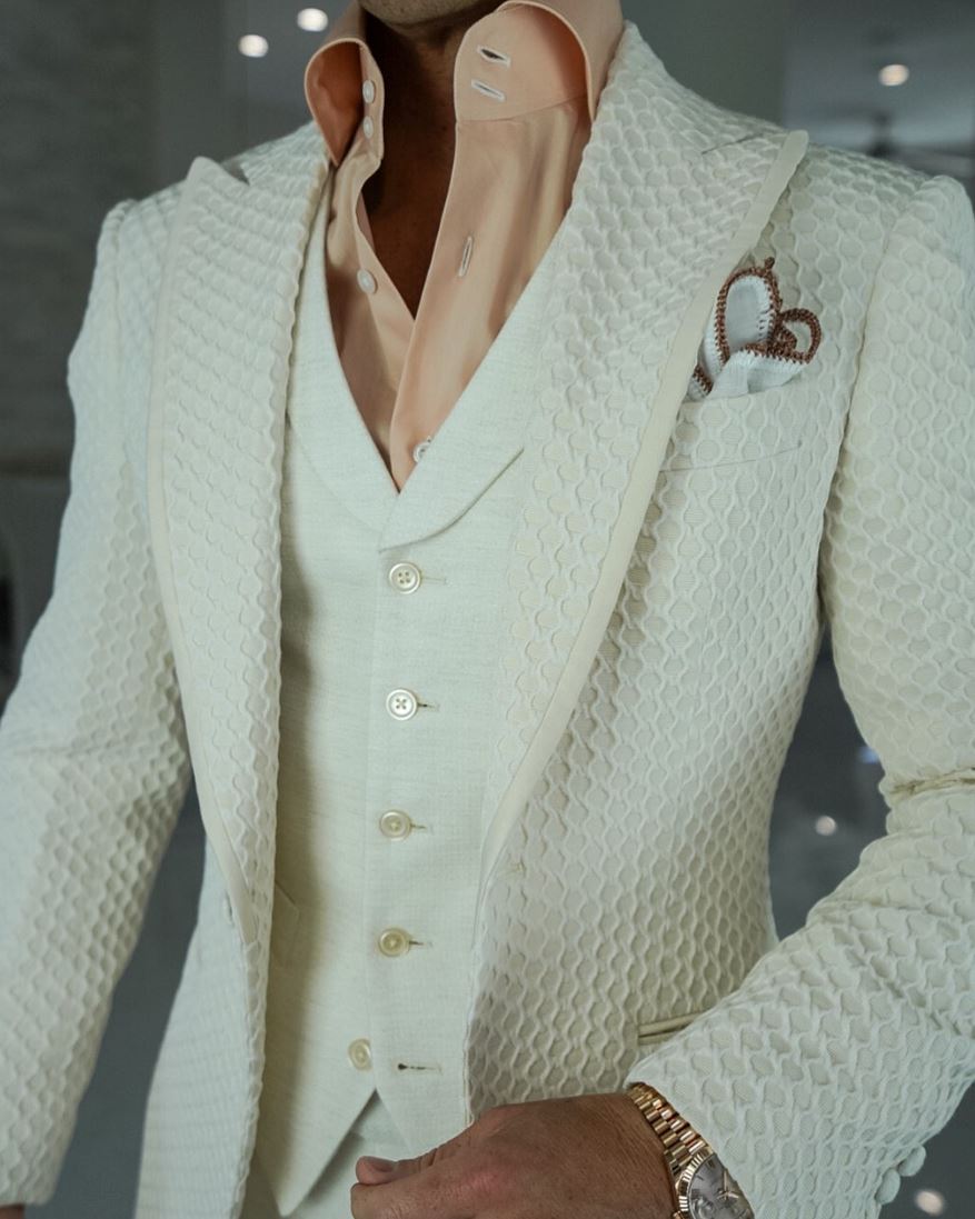 Vaniglia Honeycomb Bold Jacket @ The Vault