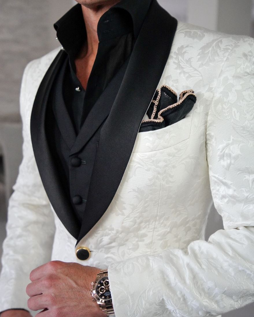 Vanilla & Black Fiore Dinner Jacket @ The Vault