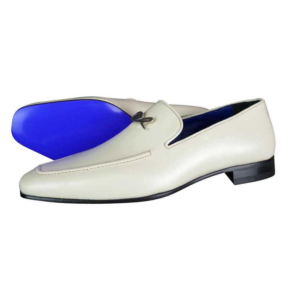 Classica Mascarpone With Silver Gold Hardware Leather Loafers @ The Vault