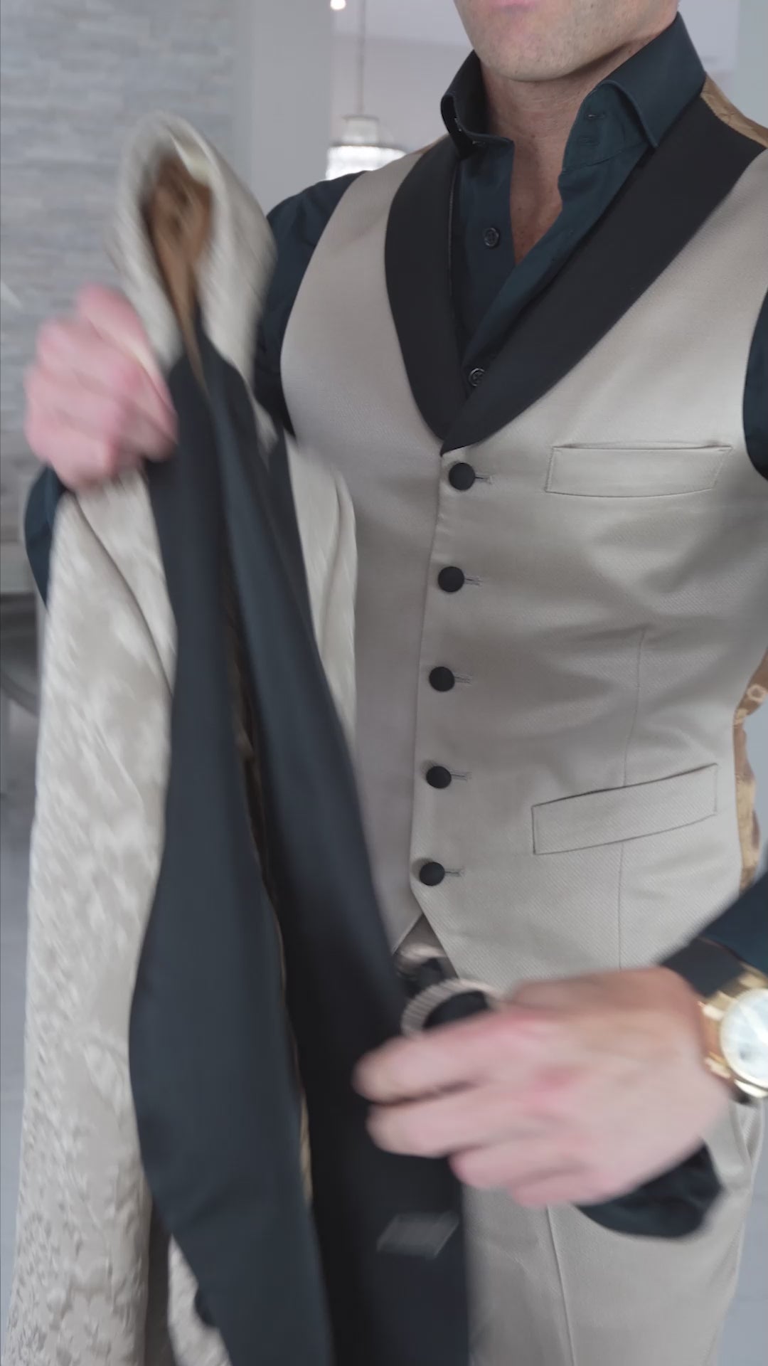 Champagne Oro Fiore and Black Jacket-3