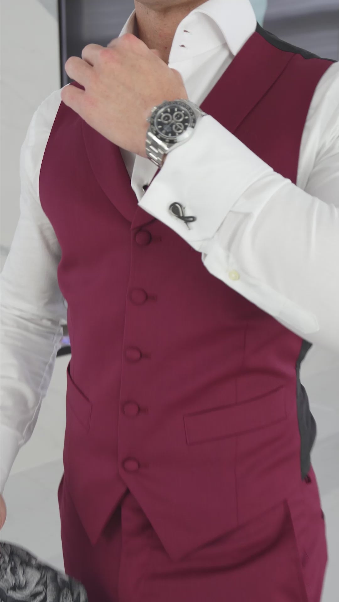 Nero Rosa Dinner Jacket @ The Vault-3